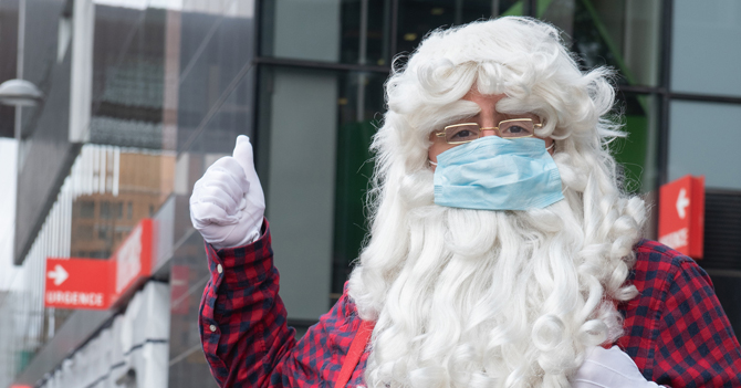 Chum Le Pere Noel Est En Sante Et Pret Pour Sa Tournee Chum Le Pere Noel Est En Sante Et Pret Pour Sa Tournee